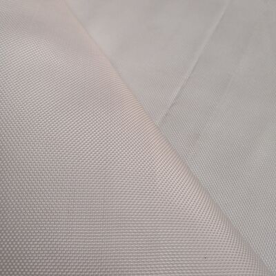 উচ্চ প্রসার্য শক্তি সম্পন্ন ৫.২ মিটার চওড়া পণ্য, ১০ শতাংশ প্রসারণ ক্ষমতা সহ, যা ভারী ভার বহন এবং যান্ত্রিক ব্যবহারের জন্য উপযুক্ত