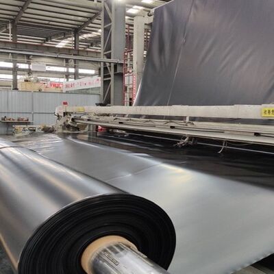 কৃষি সেচ জলাধারের জন্য ইউভি প্রতিরোধী ১.৫ মিমি মসৃণ এইচডিপিই জিওমেমব্রেন লাইনার