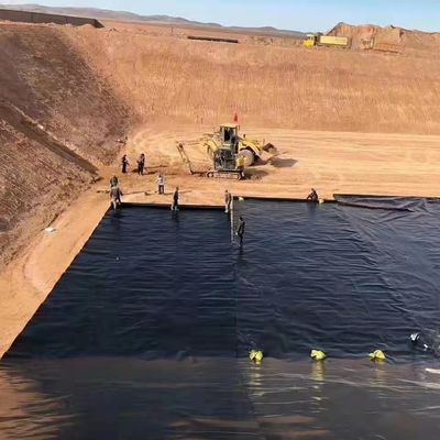 কার্বন ব্ল্যাক উপাদান ২.০-৩.০ শতাংশ এইচডিপিই জিওমেমব্রেন লাইনারের পুরুত্ব ০.১-৩.০ মিমি পাংচার প্রতিরোধ ক্ষমতা ২০N শিল্প অ্যাপ্লিকেশনগুলির জন্য উপযুক্ত