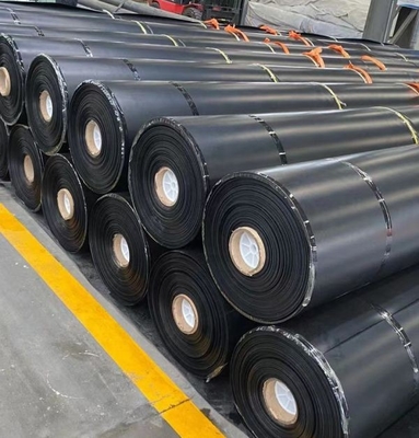 20N পাংচার রেজিস্ট্যান্স HDPE জিওমেমব্রেন 25KN/m টিয়ার স্ট্রেন্থ